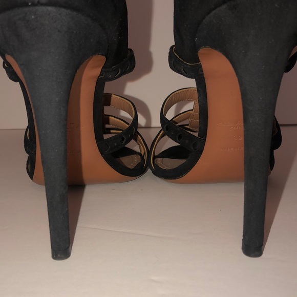 Alaia Paris Black Sandals - Picture 9 of 13